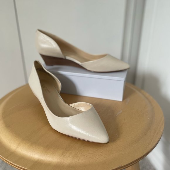 💜 2 for $40 !💜 Nine West Low Wedges - Picture 1 of 6